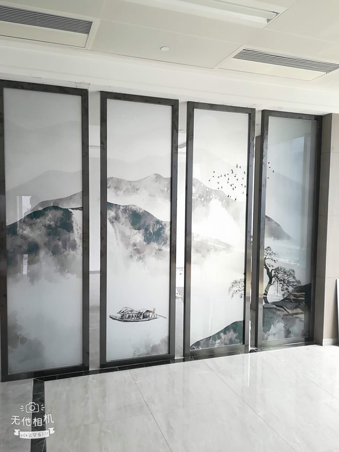 玻璃幕墻壁畫(huà)